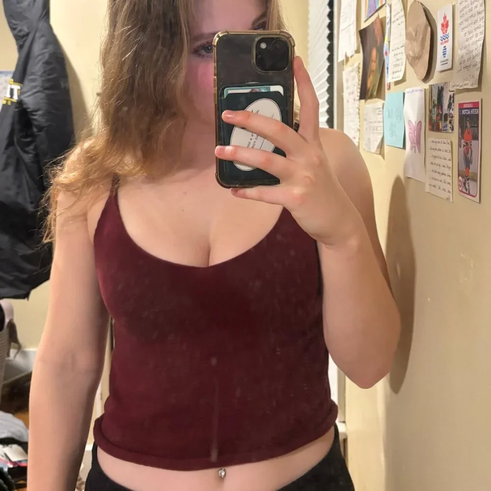 Brandy Melville Tank Top - Picture 2 of 2